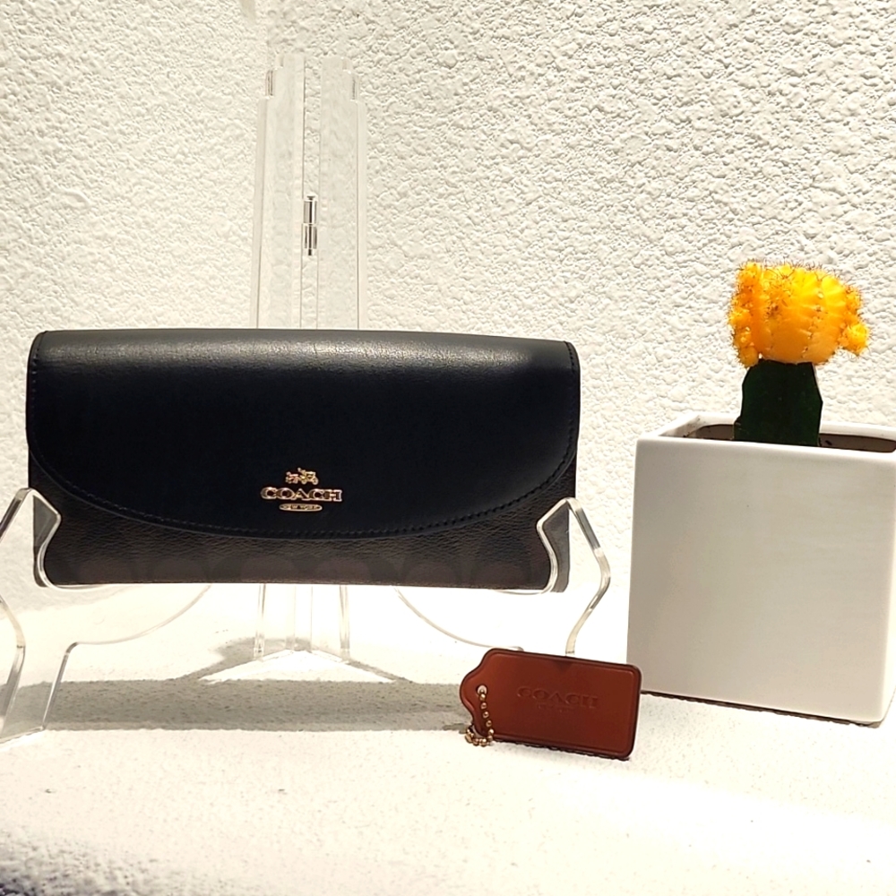 Authentic COACH LONG WALLET